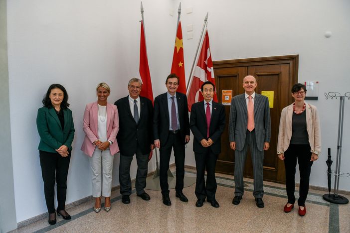 Lugano, ricevuto a Palazzo Civico l'ambasciatore cinese in Svizzera