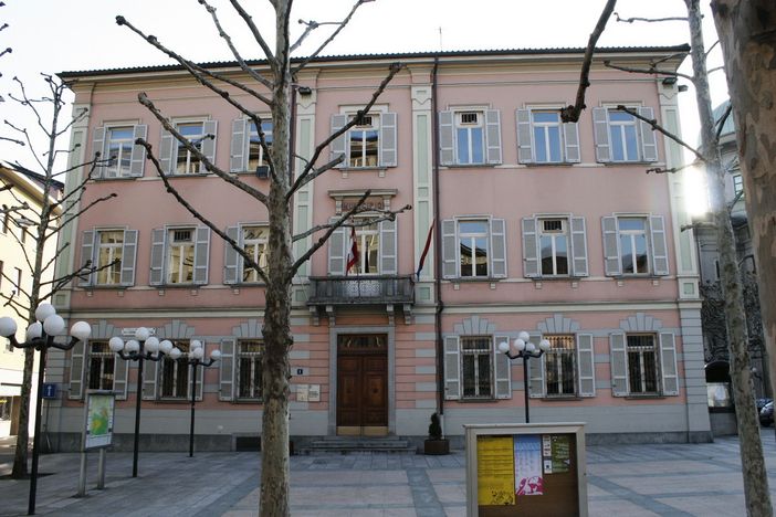Il Palazzo comunale di Chiasso si illuminerà di arancione