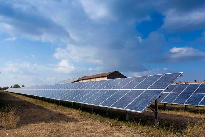 L'energia solare supera il 10 per cento del fabbisogno svizzero L'energia solare supera il 10 per cento del fabbisogno svizzero