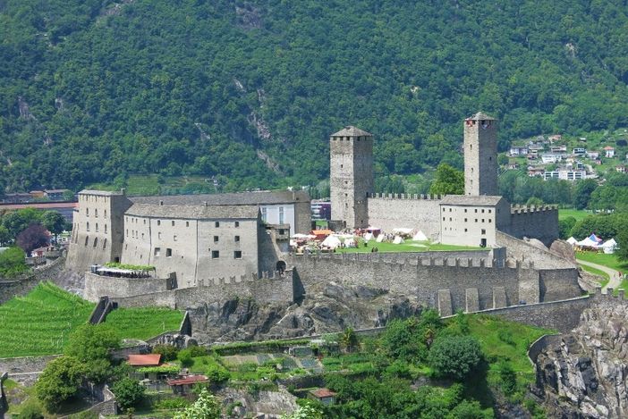 La Fortezza di Bellinzona sì presenta nella sua nuova veste