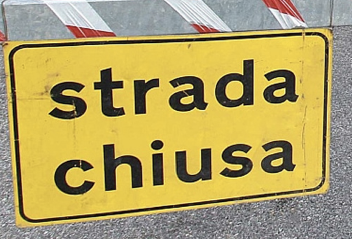 Strada Ascona - Brissago chiusa per due ore al traffico per frana Strada Ascona - Brissago chiusa per due ore al traffico per frana