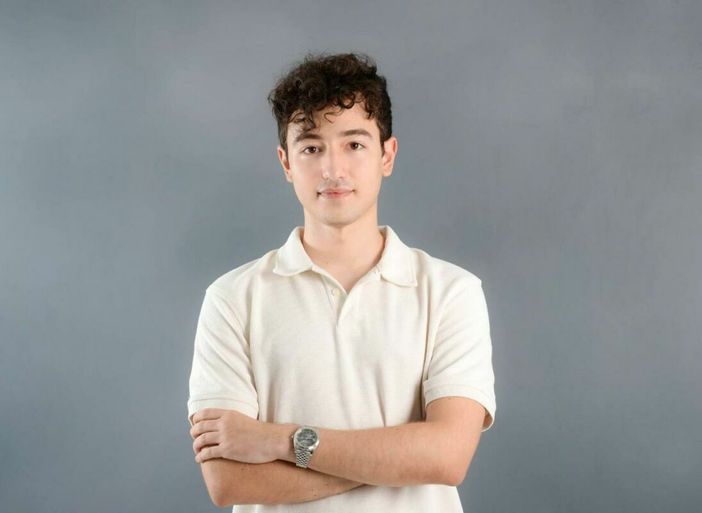 Gabriele Sartori, imprenditore italiano del commercio digitale, e-commerce e intelligenza artificiale. Gabriele Sartori, imprenditore italiano del commercio digitale, e-commerce e intelligenza artificiale.