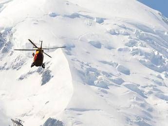 Valanga in Val di Fassa, travolti 5 scialpinisti italiani