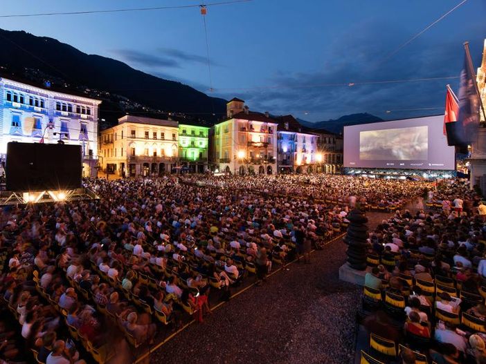 Locarno 78 al via: il cinema d’autore illumina la Piazza Grande Locarno 78 al via: il cinema d’autore illumina la Piazza Grande