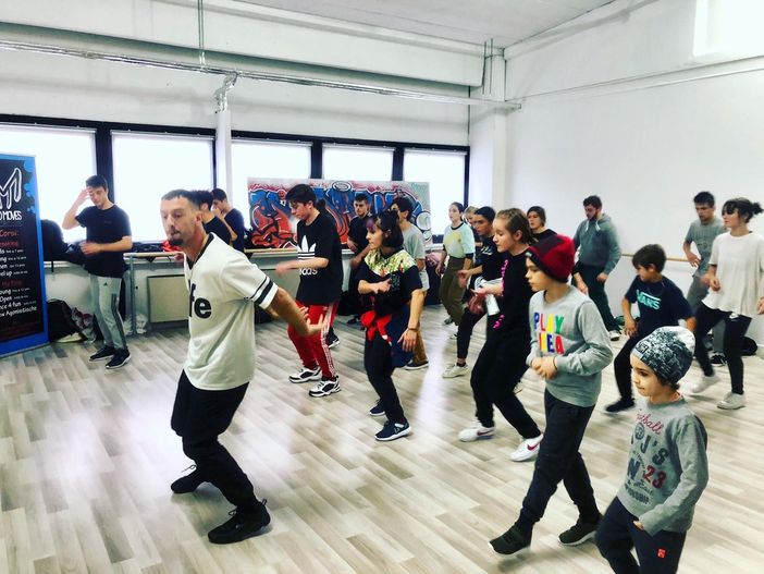 Partiti i corsi di Hip Hop e Breakdance alla Mad Moves Academy. In Ticino il virus non ferma la danza