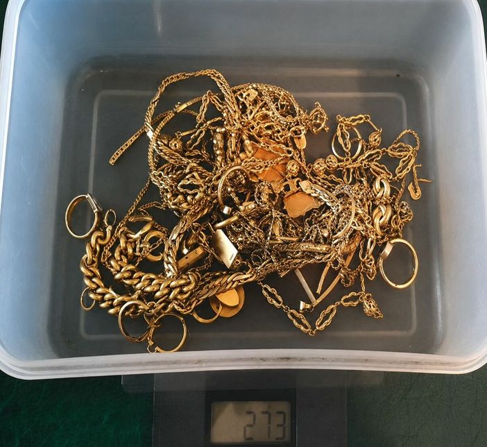 Contrabbando d’oro: 230 chili di vecchia gioielleria importati illegalmente in Svizzera Contrabbando d’oro: 230 chili di vecchia gioielleria importati illegalmente in Svizzera