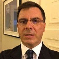 L’intelligenza artificiale tra scienza e diritto: a Erice nasce la scuola per “addomesticare” l’algoritmo L’intelligenza artificiale tra scienza e diritto: a Erice nasce la scuola per “addomesticare” l’algoritmo