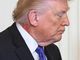 Trump e il collo arrossato, la foto riaccende i dubbi sulla salute del presidente