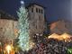 Il Borgo di Babbo Natale: La Magia del Natale Rivive nel Cuore del Ricetto di Candelo nel Biellese Il Borgo di Babbo Natale: La Magia del Natale Rivive nel Cuore del Ricetto di Candelo nel Biellese