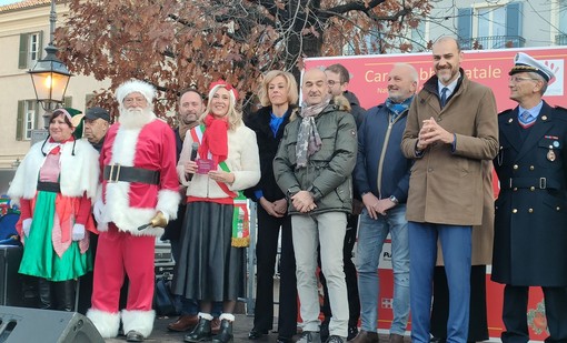 Helping Child: Grazie e Buon Natale a tutti! La raccolta fondi continua