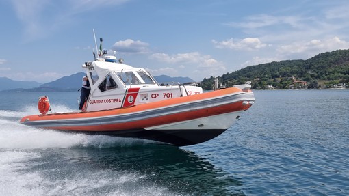 Guardia costiera, boom di interventi sul lago Maggiore: in un mese e mezzo 35 operazioni di soccorso