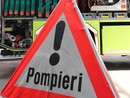 Incendio nella notte in un parcheggio di Mendrisio: trenta evacauti, due intosscati