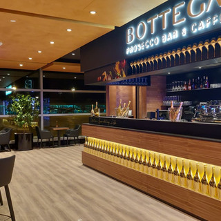 Maldive, Tokyo e Londra: i nuovi Prosecco Bar di Bottega