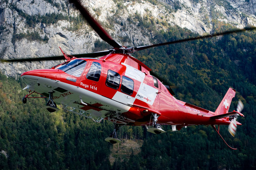 Incidente mortale sulle montagne del Canton Ticino: muore escursionista Incidente mortale sulle montagne del Canton Ticino: muore escursionista