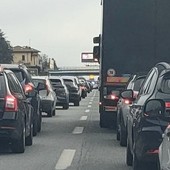 Traffico in rallentamento sulla strada principale Lamone - Ponte Tresa