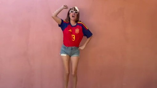 Mondiali, il ballo scatenato di Penelope Cruz per la vittoria della Spagna