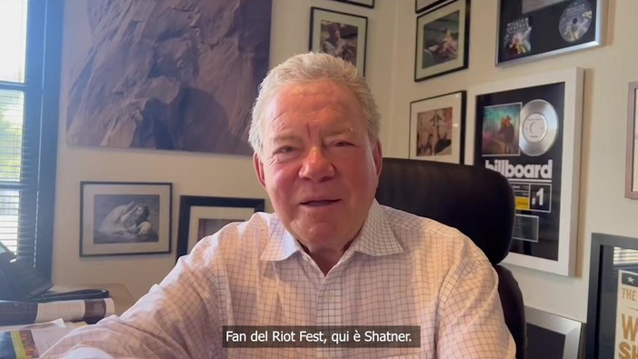 William Shatner, l'annuncio del capitano Kirk a 95 anni: "Debutterò nell'heavy metal" William Shatner, l'annuncio del capitano Kirk a 95 anni: "Debutterò nell'heavy metal"