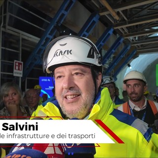 Salvini: "Ampliamento A1 per un'Italia più moderna, sicura e veloce" Salvini: "Ampliamento A1 per un'Italia più moderna, sicura e veloce"