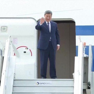 Xi Jinping colpito da ictus? Ecco il video che alimenta le teorie complottiste Xi Jinping colpito da ictus? Ecco il video che alimenta le teorie complottiste