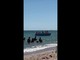 Migranti verso spiaggia, respinti dai bagnanti a Santa Margherita di Pula
