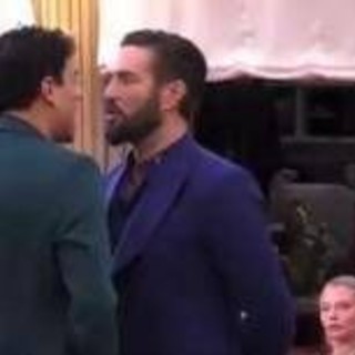 Gf Vip, rissa sfiorata tra Alex Belli e Alessandra Roncaccia Gf Vip, rissa sfiorata tra Alex Belli e Alessandra Roncaccia