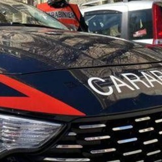 Scontro a fuoco in strada a Napoli, ferite due ragazze di 23 e 24 anni