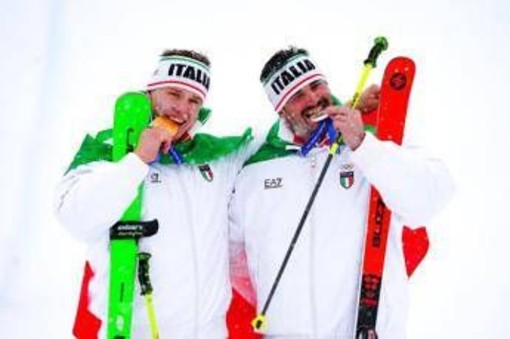 Deromedis-Tomasoni, sorrisi a Casa Italia per la doppietta a Milano Cortina: "Intelligenti per una volta, di solito ci buttiamo fuori" Deromedis-Tomasoni, sorrisi a Casa Italia per la doppietta a Milano Cortina: "Intelligenti per una volta, di solito ci buttiamo fuori"