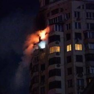 Ucraina sotto attacco, Russia colpisce con missili e droni: raid su Kiev, Kharkiv e Zaporizhzhia Ucraina sotto attacco, Russia colpisce con missili e droni: raid su Kiev, Kharkiv e Zaporizhzhia