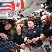 Artemis II, il messaggio di Trump: "Torneremo sulla Luna e poi dritti su Marte" Artemis II, il messaggio di Trump: "Torneremo sulla Luna e poi dritti su Marte"