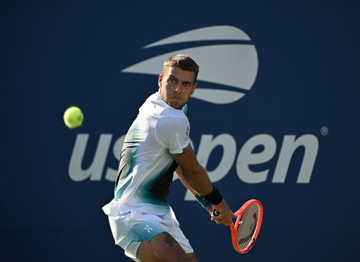 Cobolli saluta gli Us Open, vince Blockx in quattro set