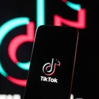 TikTok, accordo su cessione ramo Usa. Trump: "Felice di averla salvata". E ringrazia Xi TikTok, accordo su cessione ramo Usa. Trump: "Felice di averla salvata". E ringrazia Xi