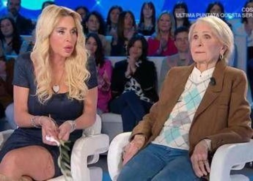 Domenica In, Valeria Marini e la mamma da Mara Venier: cosa è successo un anno fa