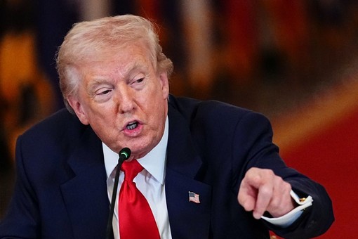 Iran, Trump “Il cessate il fuoco è un malato terminale in terapia intensiva” Iran, Trump “Il cessate il fuoco è un malato terminale in terapia intensiva”