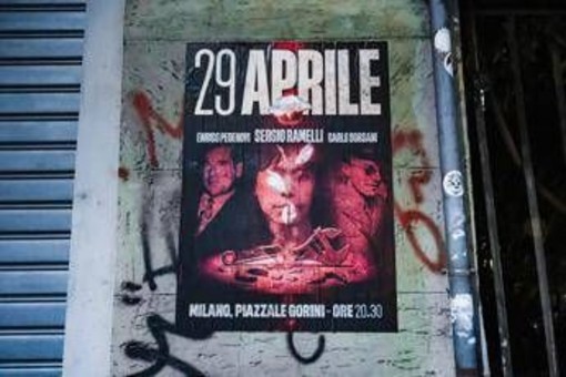 Milano, aggredito mentre strappava manifesti per Ramelli: 4 denunce