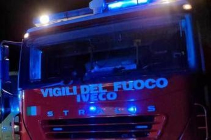 Cilento, auto precipita in un dirupo dopo incidente: morti due fidanzati Cilento, auto precipita in un dirupo dopo incidente: morti due fidanzati