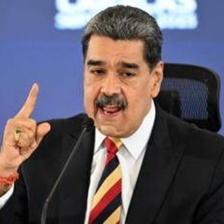 Venezuela, Maduro: &quot;Smantellata cellula Cia che pianificava un finto attacco a nave Usa&quot;