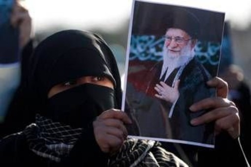 Iran, chi guida il Paese dopo l'uccisione di Khamenei: le 4 figure chiave