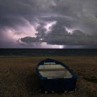Maltempo, oltre 5mila fulmini sulla costa della Toscana. In Liguria prolungata allerta