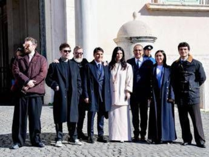 Conti, Pausini e i Big di Sanremo ricevuti al Quirinale: "Mattarella riconosce il valore della musica"