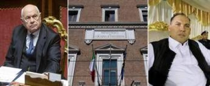 Caso Almasri, la Corte d'Appello alla Consulta: legittimo attendere il parere del ministro della Giustizia? Caso Almasri, la Corte d'Appello alla Consulta: legittimo attendere il parere del ministro della Giustizia?
