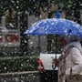 Meteo, arriva la svolta fredda: mite fino al weekend, ma poi tornano pioggia e neve