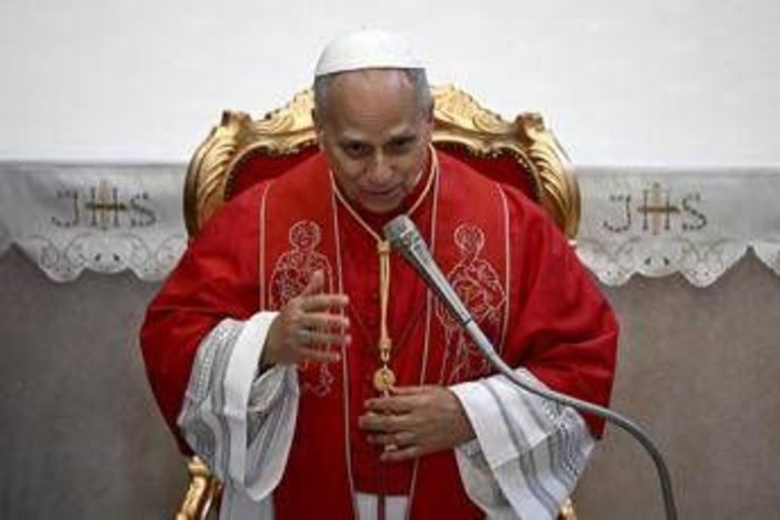 Leone nella Terra dei Fuochi, prima volta di un Papa: "Qui per raccogliere le vostre lacrime" Leone nella Terra dei Fuochi, prima volta di un Papa: "Qui per raccogliere le vostre lacrime"