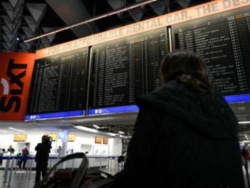 Malaria all'aeroporto di Francoforte, 1 morto e 5 casi tra i dipendenti: rafforzati i controlli Malaria all'aeroporto di Francoforte, 1 morto e 5 casi tra i dipendenti: rafforzati i controlli