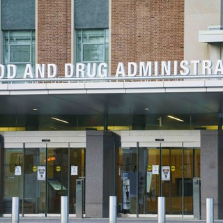 PMI, IQOS ri-autorizzato da FDA come Prodotto del Tabacco a Rischio Modificato