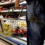 Il dilemma: insalata e affettati freschi o in busta? Guida pratica per pasti express e i rischi da evitare Il dilemma: insalata e affettati freschi o in busta? Guida pratica per pasti express e i rischi da evitare