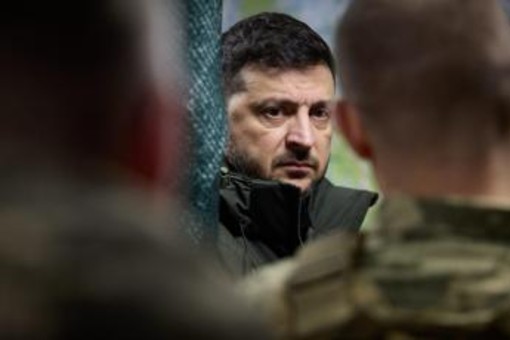 Ucraina colpisce Crimea, blackout e incendi nella Russia meridionale. Mosca attacca Kharkiv Ucraina colpisce Crimea, blackout e incendi nella Russia meridionale. Mosca attacca Kharkiv
