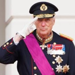 Morto a 89 anni re Harald V, la Norvegia piange il suo monarca
