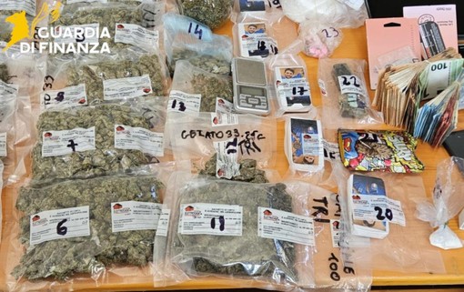 Maxi operazione antidroga in Friuli, 24 misure cautelari Maxi operazione antidroga in Friuli, 24 misure cautelari