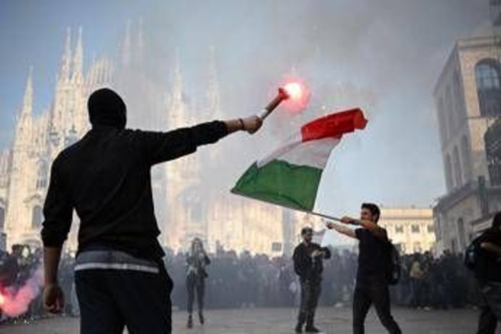 Milano, oggi presidio a San Vittore: domani occhi puntati su piazza Duomo. Le paure dei commercianti