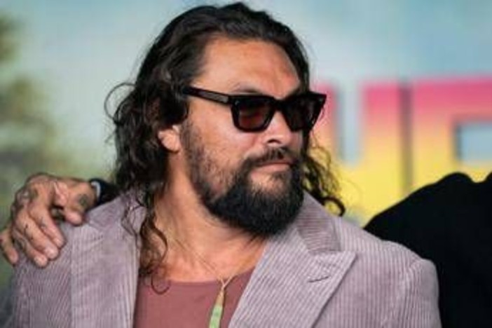 Jason Momoa fa dietrofront, lascia la produzione di 'Heeldrivers': cosa è successo Jason Momoa fa dietrofront, lascia la produzione di 'Heeldrivers': cosa è successo